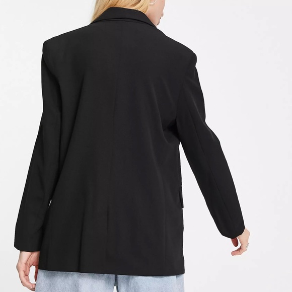 NWT and now this Women’s oversized blazer - Picture 2 of 3